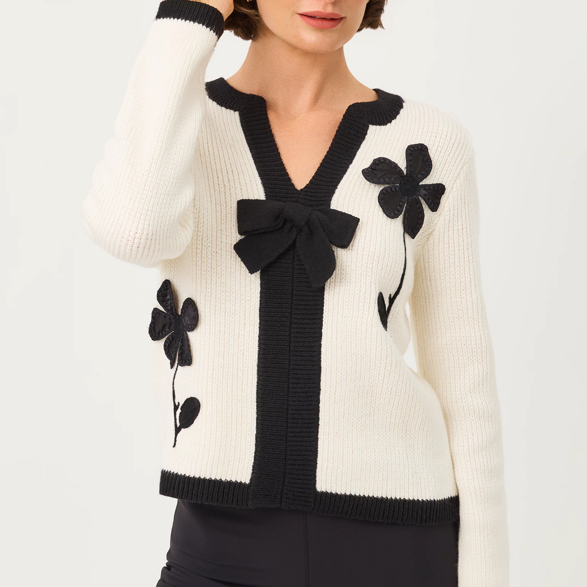Esmeralda Sweater - Fleur Applique
