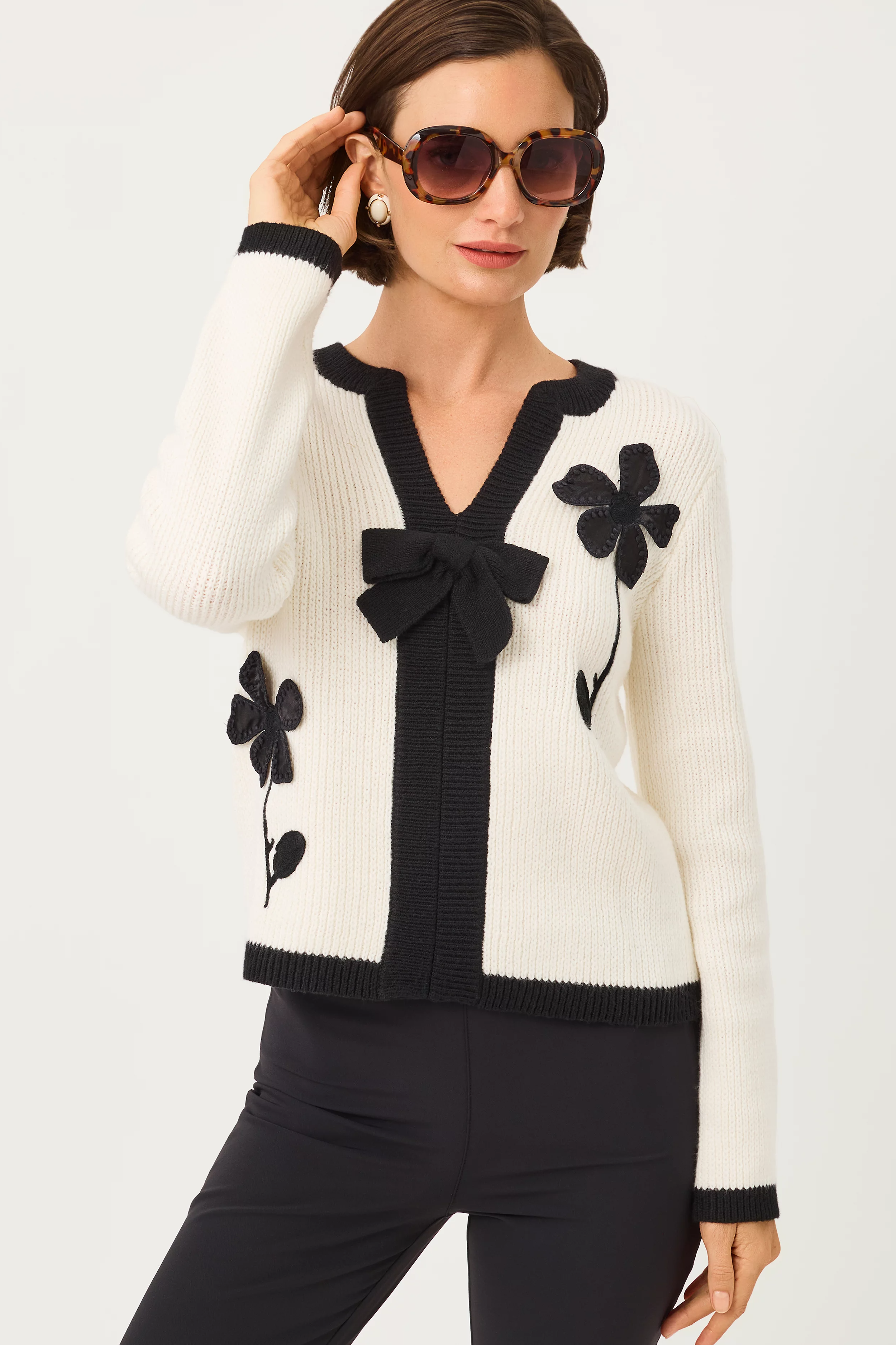 Esmeralda Sweater - Fleur Applique